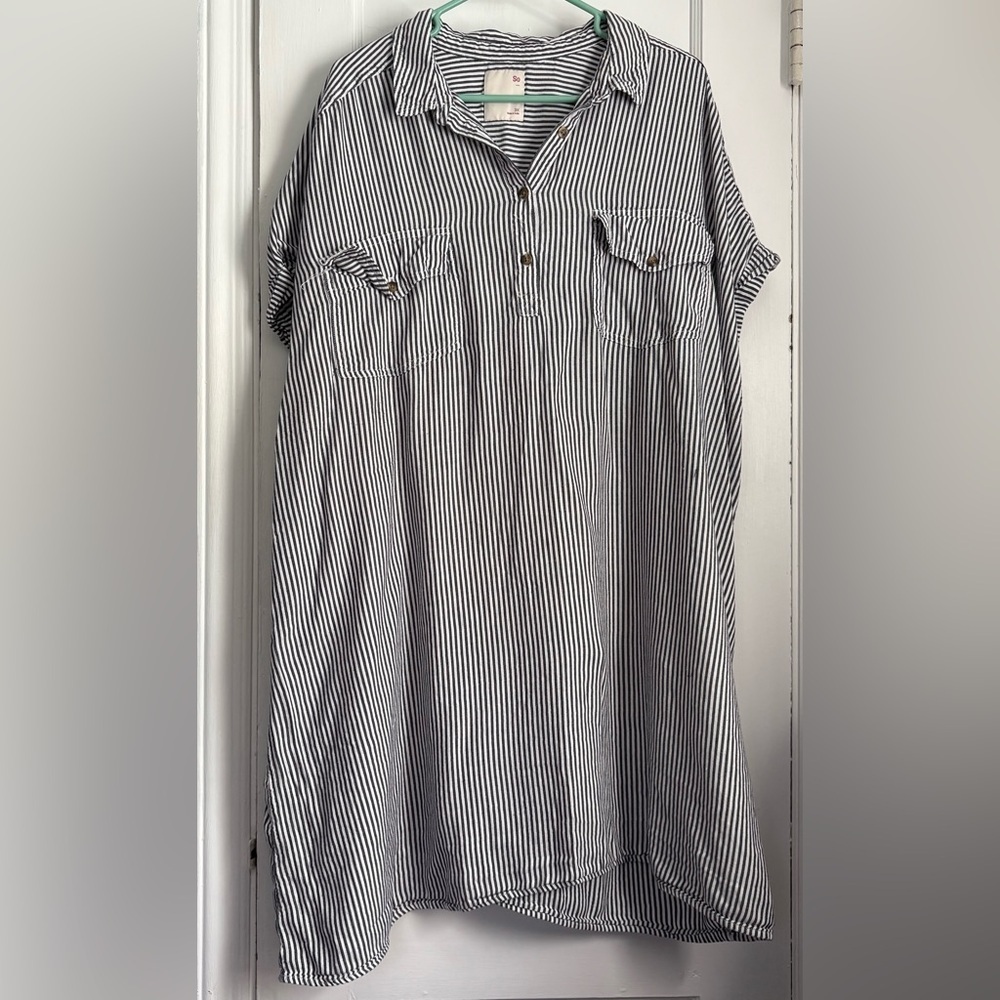SO Striped Button Pullover Shirt Dress Black White Short Sleeve Pockets Sz: 3X - Picture 2 of 8